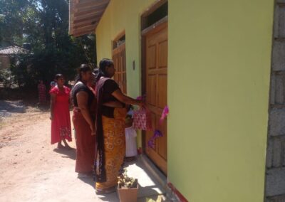 අඩු ආදායම් ලාභී අබාධිත පුද්ගලයින්ට නිවාස ආධාර ලබා දීම (11)