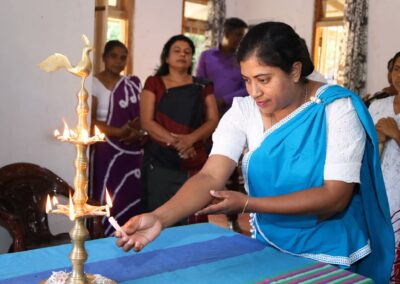 අඩු ආදායම් ලාභී අබාධිත පුද්ගලයින්ට නිවාස ආධාර ලබා දීම (4)