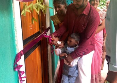 අඩු ආදායම් ලාභී අබාධිත පුද්ගලයින්ට නිවාස ආධාර ලබා දීම-2 (23)