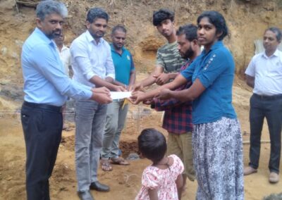 අඩු ආදායම් ලාභී අබාධිත පුද්ගලයින්ට නිවාස ආධාර ලබා දීම-2 (34)