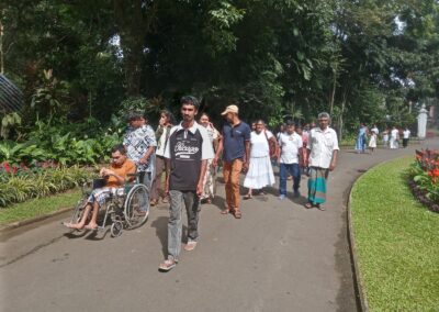 ලිට්ල් ෆ්ලවර් ආයතනයේ දරුවන්ගේ විනෝද චාරිකාව (3)