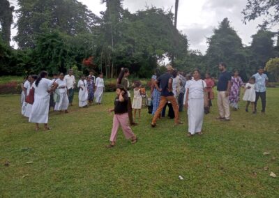 ලිට්ල් ෆ්ලවර් ආයතනයේ දරුවන්ගේ විනෝද චාරිකාව (6)